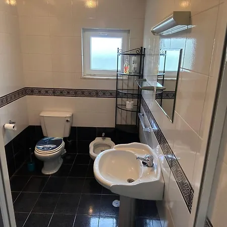 Madeira בית הארחה