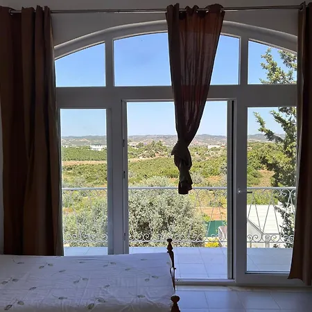 Madeira בית הארחה